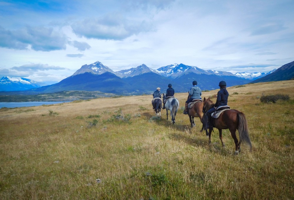 Freier Tag für optionale Ausflüge in Puerto Natales & Fahrt nach Punta Arenas